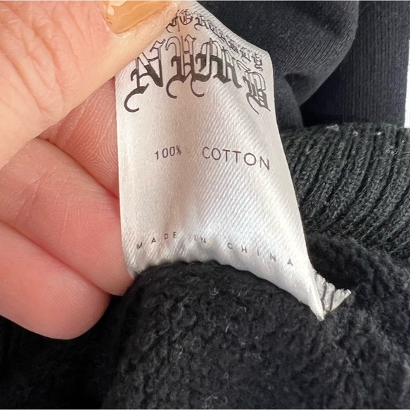 En Noir by Robert Garcia Midnight Angels Hoodie, Large - Picture 7 of 9